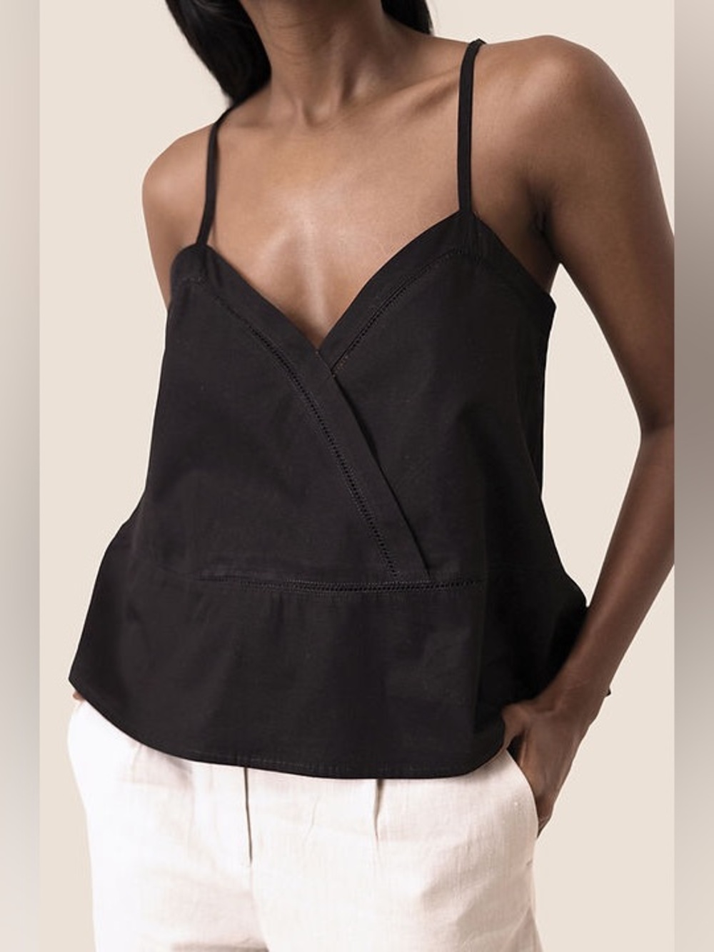 Reistor V-neck Camisole in Black